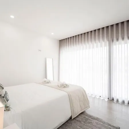 Villa - Pool, Bbq And Boule/petanque Nazaré