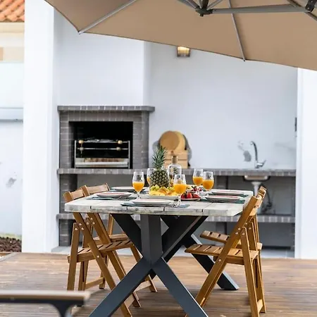 - Pool, Bbq And Boule/petanque ヴィラ