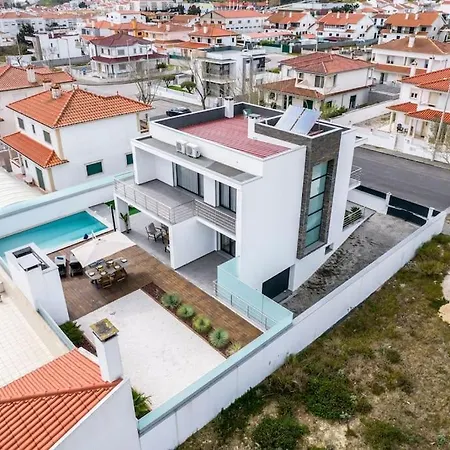 - Pool, Bbq And Boule/petanque Βίλα