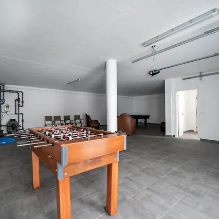 Βίλα - Pool, Bbq And Boule/petanque