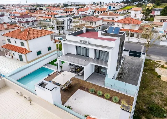 וילה - Pool, Bbq And Boule/petanque נאזרה