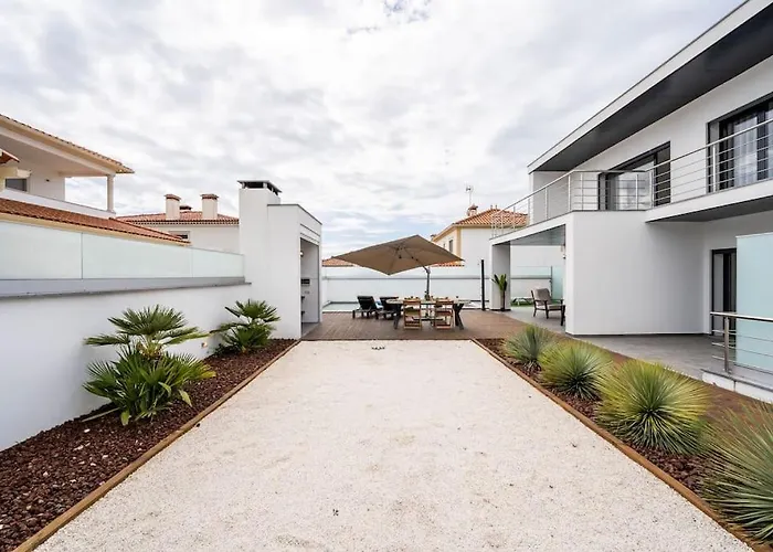 - Pool, Bbq And Boule/petanque וילה *