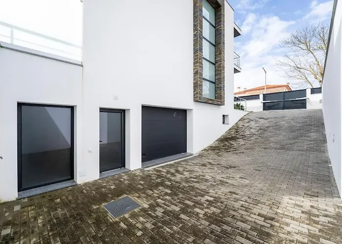 - Pool, Bbq And Boule/petanque וילה